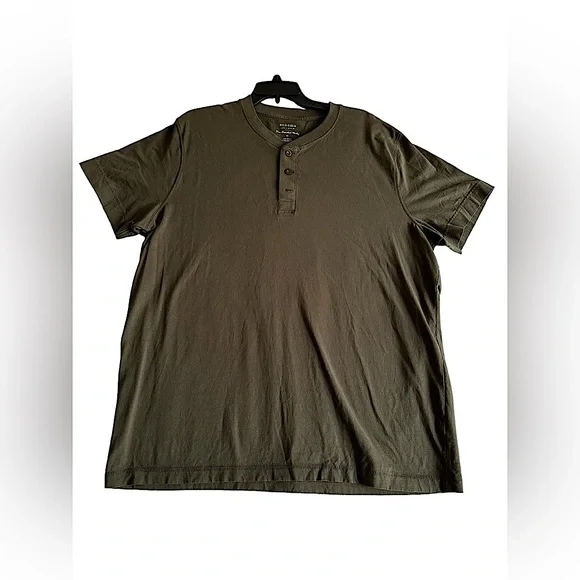 SONOMA MEN’S 3 BUTTONS SHORT SLEEVE SHIRT SZ XL - Picture 1 of 8